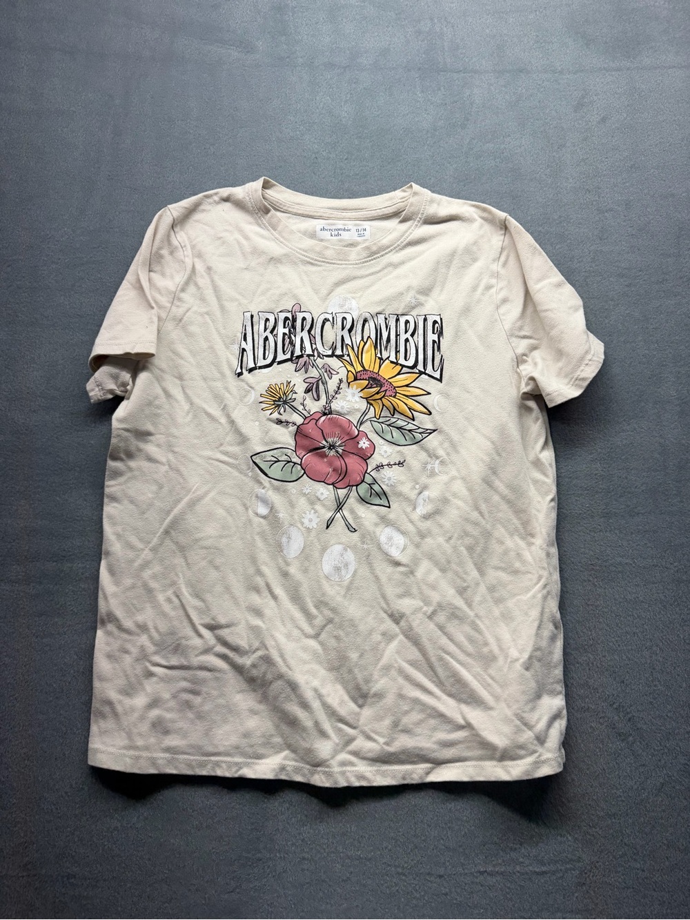 Abercrombie & Fitch Kids Girls 13/14 Cream Graphic Floral Logo T-Shirt